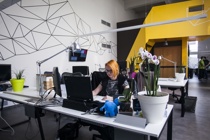 办公室装饰后的异味怎样去除