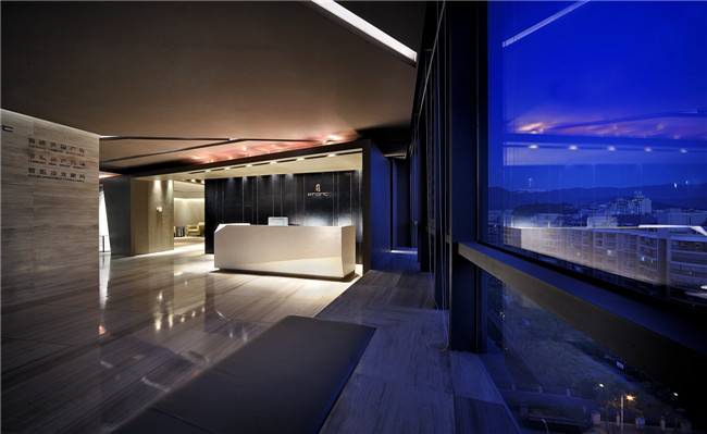 前线共和策划企业办公室设计赏析